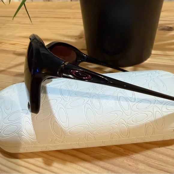 Oakley Unstoppable Polarized Sunglasses - Picture 9 of 12